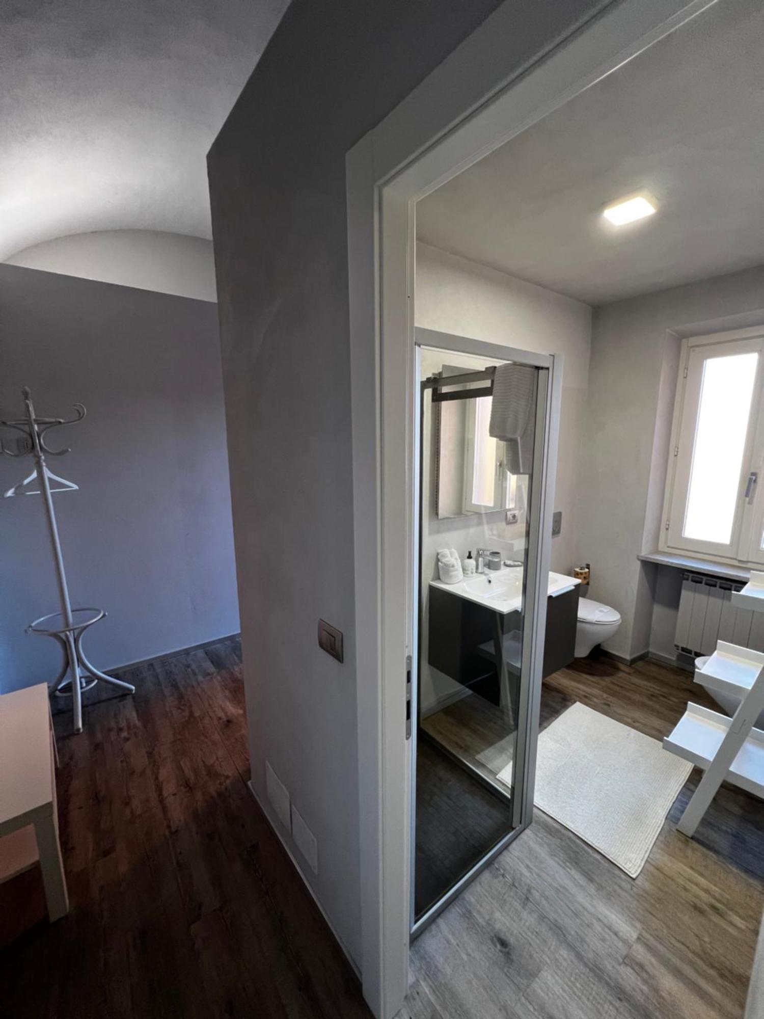 Arco Antico Apartment Alba  Room photo